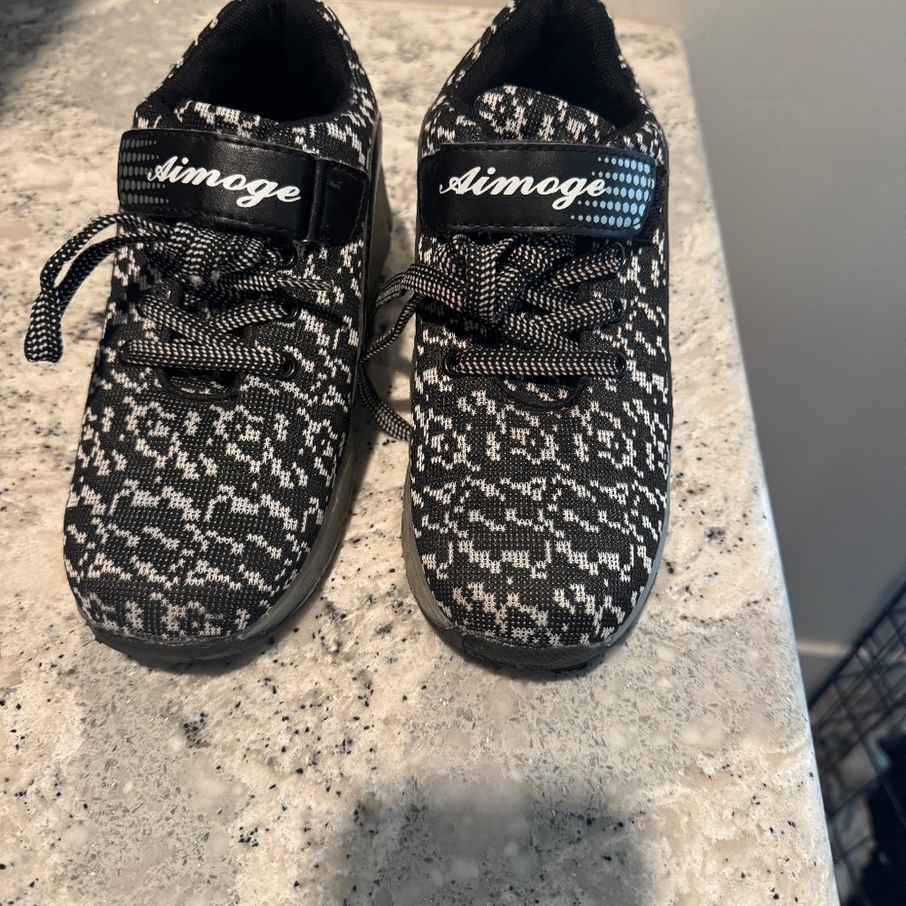 Kids Aimoge heel roller skate shoes